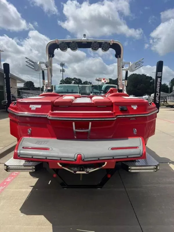 Slide: The Image of MasterCraft X-Star 2016 - 6