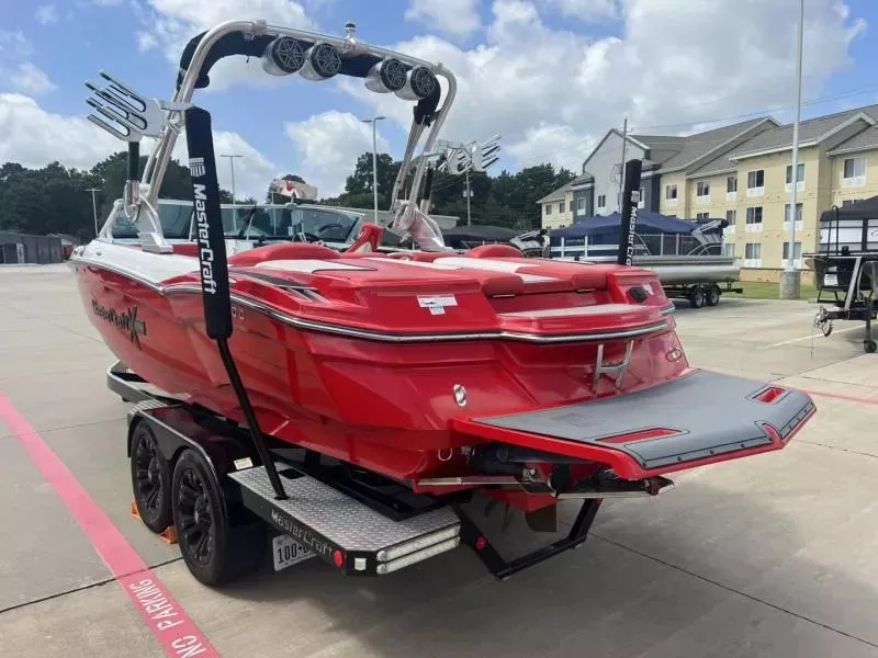 Slide: The Image of MasterCraft X-Star 2016 - 7