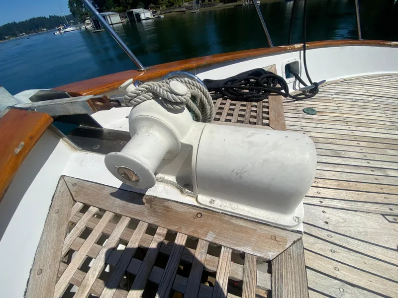 Slide: The Image of Deck of 1982 C & L Sea Ranger boat with winch and ropes. - 11