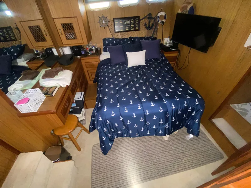 Slide: The Image of Master state room - 77