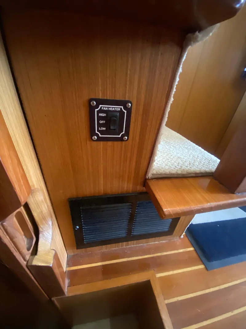 Slide: The Image of C&L Sea Ranger 1982 - 82