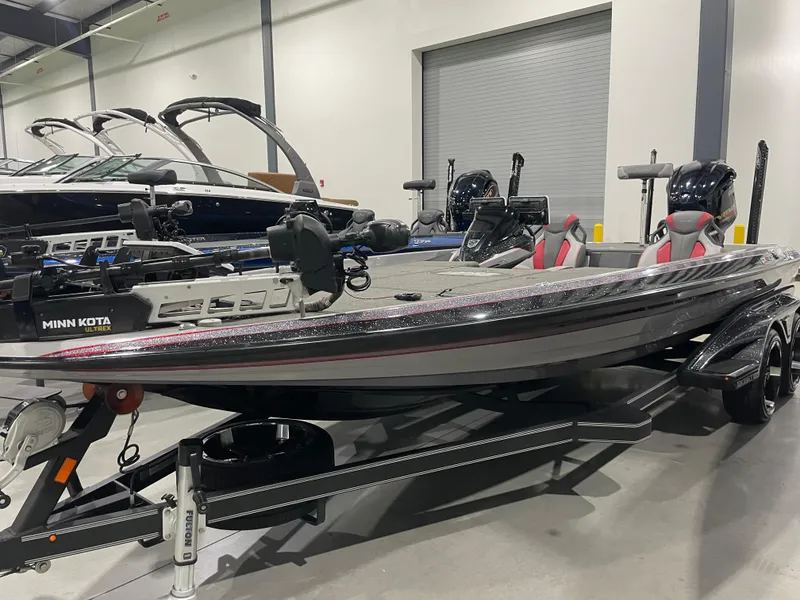 Slide: The Image of 2020 Skeeter FXR 21 Limited boat with Minn Kota Ultrex motor in showroom. - 12