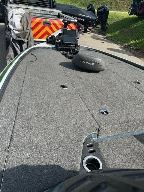 Slide: The Image of 2018 Nitro Z19 boat deck with fishing equipment and electronics. - 9