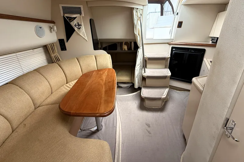 Slide: The Image of Salon Lookin Aft - 17