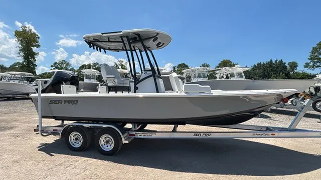 The Image of Sea Pro 230 Bay 2025 - 1