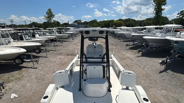 Slide: The Image of Sea Pro 230 Bay 2025 - 23