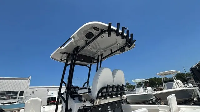 Slide: The Image of Sea Pro 230 Bay 2025 - 8