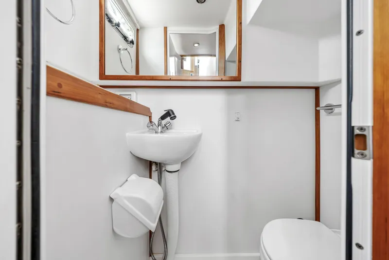 Slide: The Image of Third Stateroom Head - 27