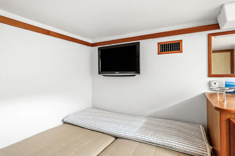 Slide: The Image of Third Stateroom TV - 28