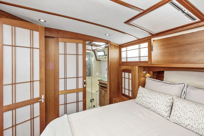 Slide: The Image of Master Stateroom - 38