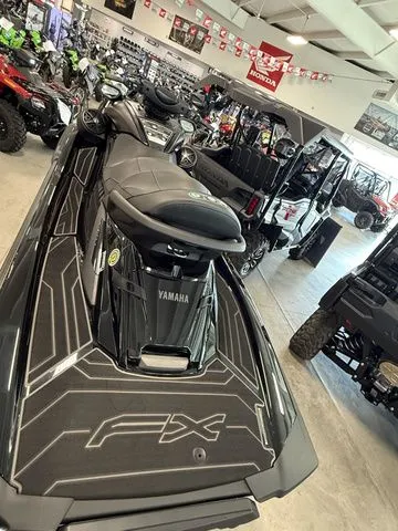 Slide: The Image of Yamaha FXCRUISVHO 2025 - 3