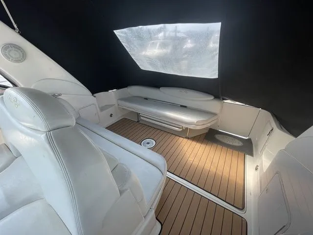 Slide: The Image of Sea Ray 340 Sundancer 2001 - 4