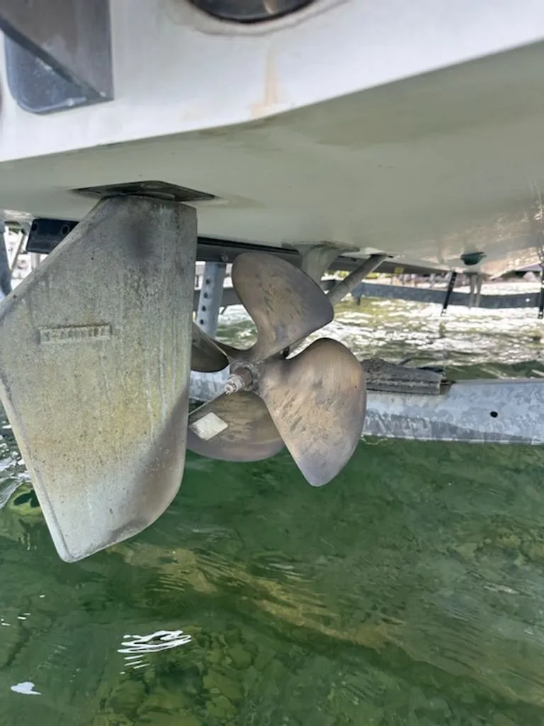 Slide: The Image of Malibu Wakesetter 23 LSV 2004 - 16