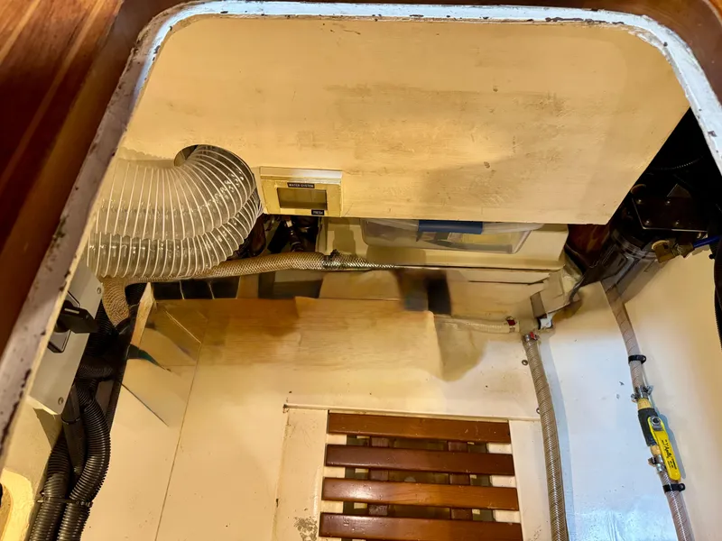 Slide: The Image of Marlow 70E 2002 - 110