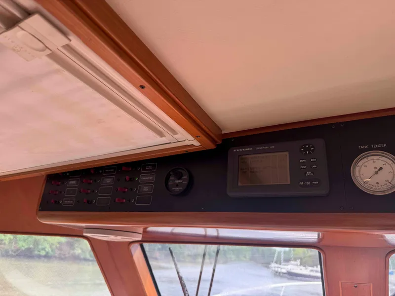 Slide: The Image of Marlow 70E 2002 - 60