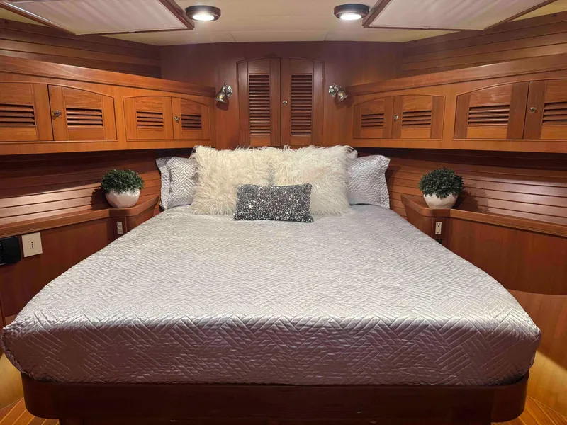 Slide: The Image of Marlow 70E 2002 - 94