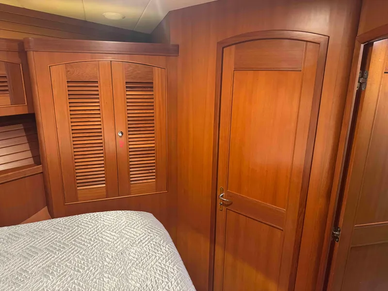 Slide: The Image of Marlow 70E 2002 - 98