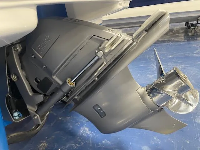 Slide: The Image of 2017 Chaparral 226 SSi boat engine with Volvo Penta outdrive. - 12