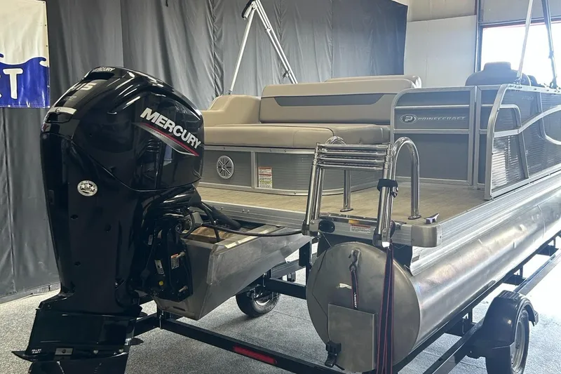 Slide: The Image of 2020 Princecraft Vectra 21 pontoon boat with Mercury outboard motor on trailer. - 10