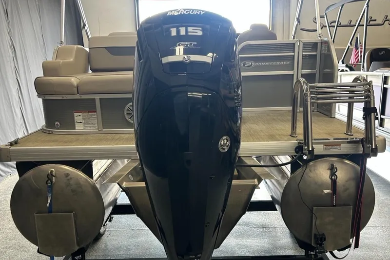 Slide: The Image of 2020 Princecraft Vectra 21 pontoon boat with Mercury 115 engine, rear view. - 11