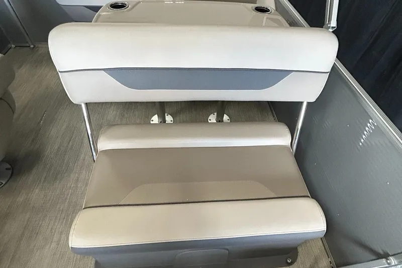 Slide: The Image of 2020 Princecraft Vectra 21 boat seat with beige and gray upholstery. - 14