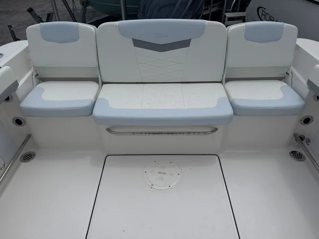 Slide: The Image of Robalo R207 Dual Console 2025 - 26