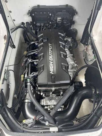 Slide: The Image of Yamaha AR190 2023 - 17