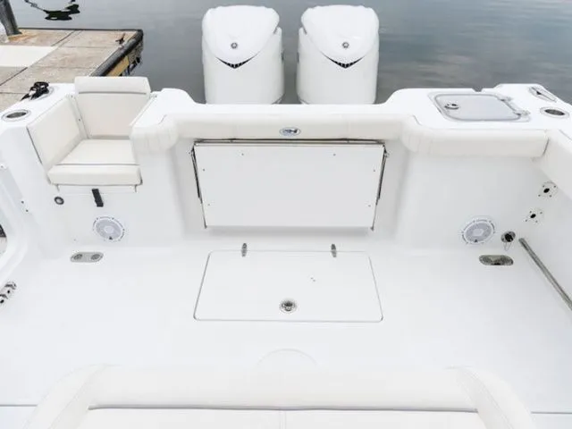 Slide: The Image of Sea Hunt Gamefish 30 Forward Seating 2026 - 11