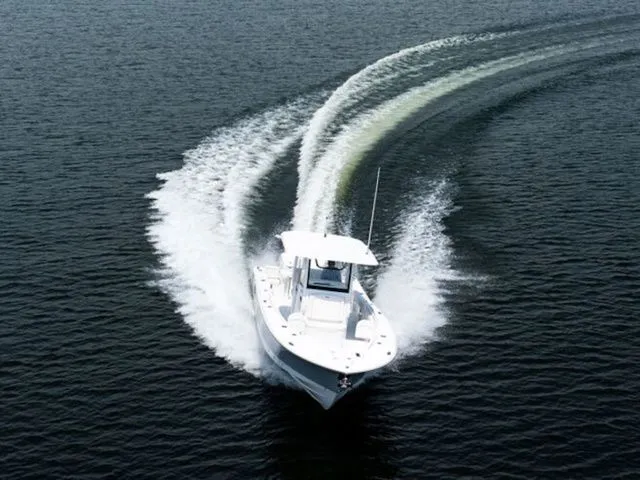 Slide: The Image of Sea Hunt Gamefish 30 Forward Seating 2026 - 8