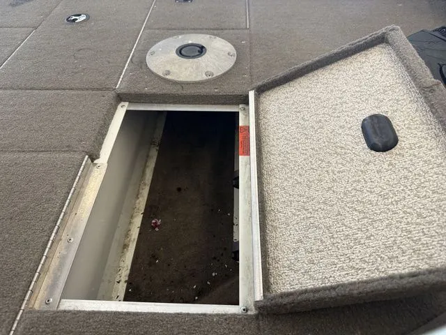 Slide: The Image of Alumacraft Navigator 165T 2006 - 13