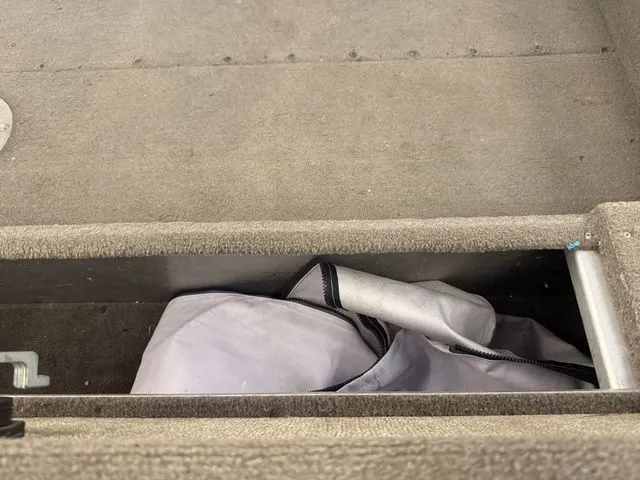 Slide: The Image of Alumacraft Navigator 165T 2006 - 18