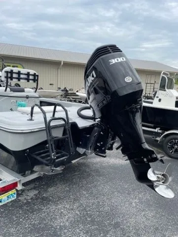 Slide: The Image of Blue Wave 2400 PureBay 2015 - 18