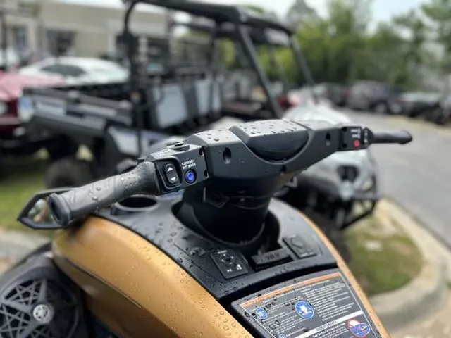 Slide: The Image of Yamaha FX Cruiser HO 2025 - 12