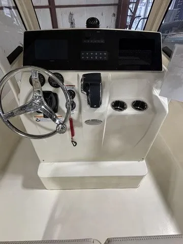 Slide: The Image of Scout 215XSF 2026 - 11