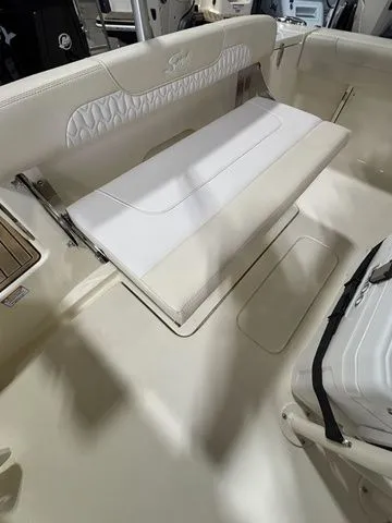 Slide: The Image of Scout 215XSF 2026 - 14