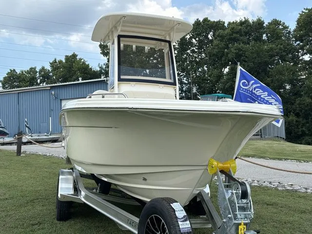 Slide: The Image of Scout 215XSF 2026 - 7