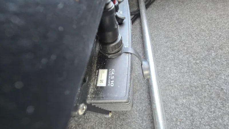 Slide: The Image of Close-up of GLS-10 device in 2017 Skeeter ZX 250 boat interior. - 46