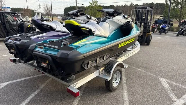 Slide: The Image of Sea-Doo GTI SE 130 2025 - 5