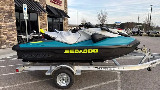 Slide: The Image of Sea-Doo GTI SE 130 2025 - 6