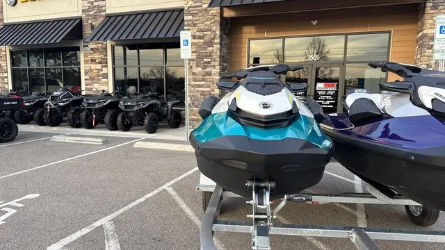 Slide: The Image of Sea-Doo GTI SE 130 2025 - 8