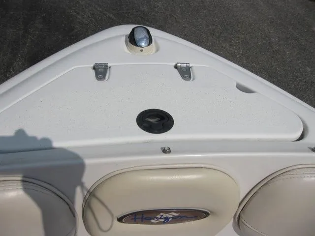 Slide: The Image of Four Winns 220 HORIZON I/O 5.0 Gi 250PSHP W/TRAILER 1999 - 18