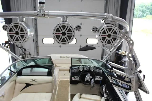 Slide: The Image of MasterCraft X-2 2007 - 11