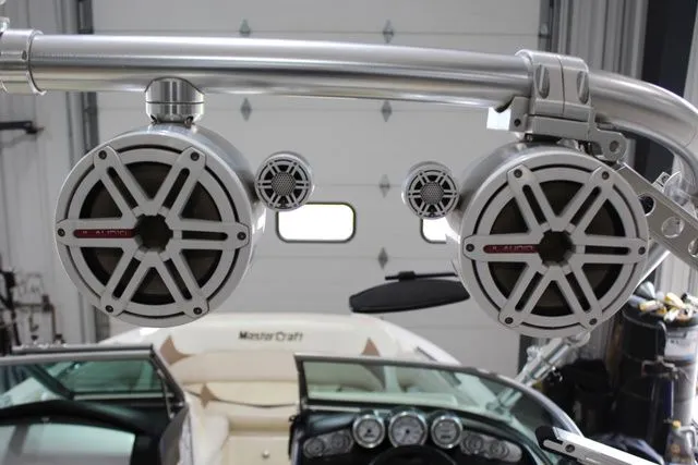 Slide: The Image of MasterCraft X-2 2007 - 12