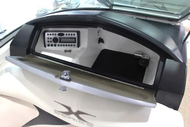 Slide: The Image of MasterCraft X-2 2007 - 19