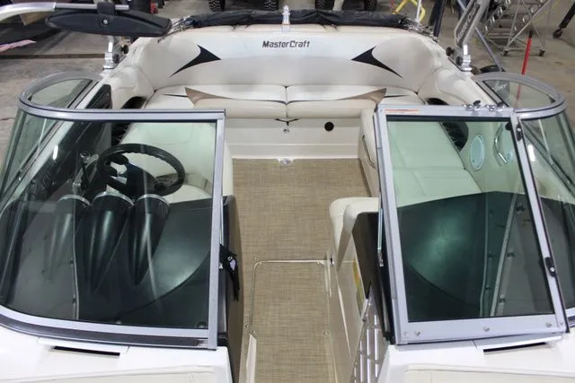 Slide: The Image of MasterCraft X-2 2007 - 33