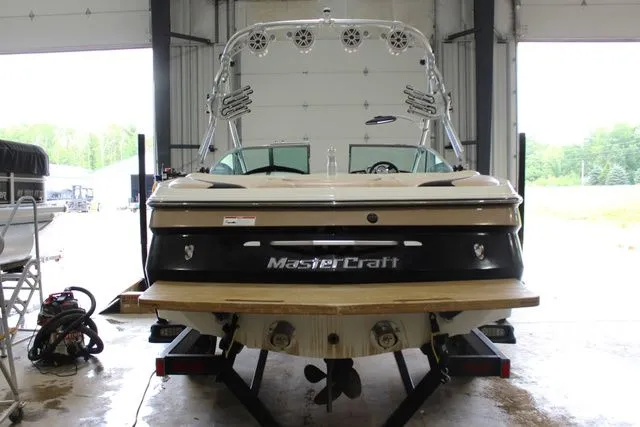 Slide: The Image of MasterCraft X-2 2007 - 5