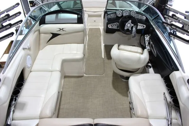 Slide: The Image of MasterCraft X-2 2007 - 9