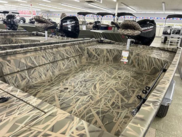 Slide: The Image of Lowe RX1860 Deluxe Tiller 2026 - 4