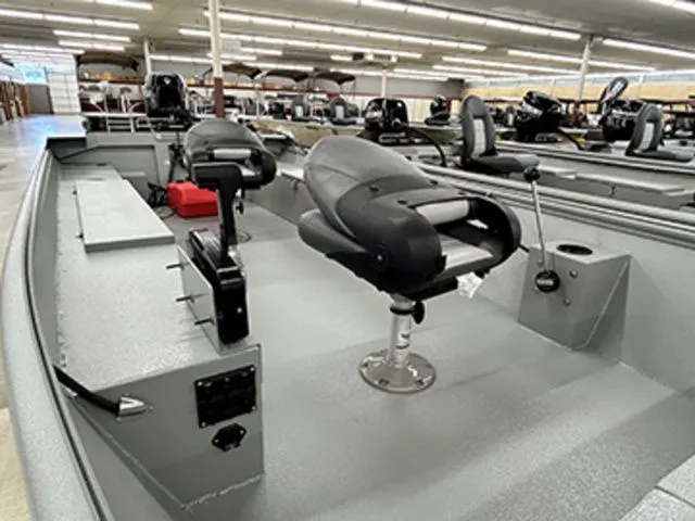 Slide: The Image of Xtreme Boats River Skiff 1648SS Tunnel 2026 - 7