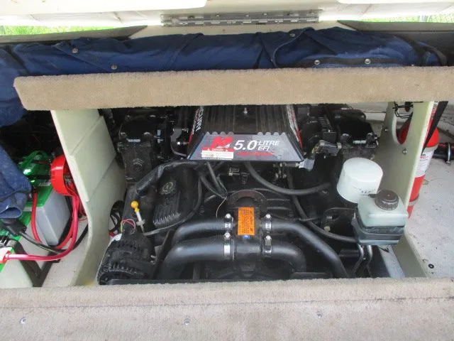 Slide: The Image of Chaparral 196 SSi 2001 - 5